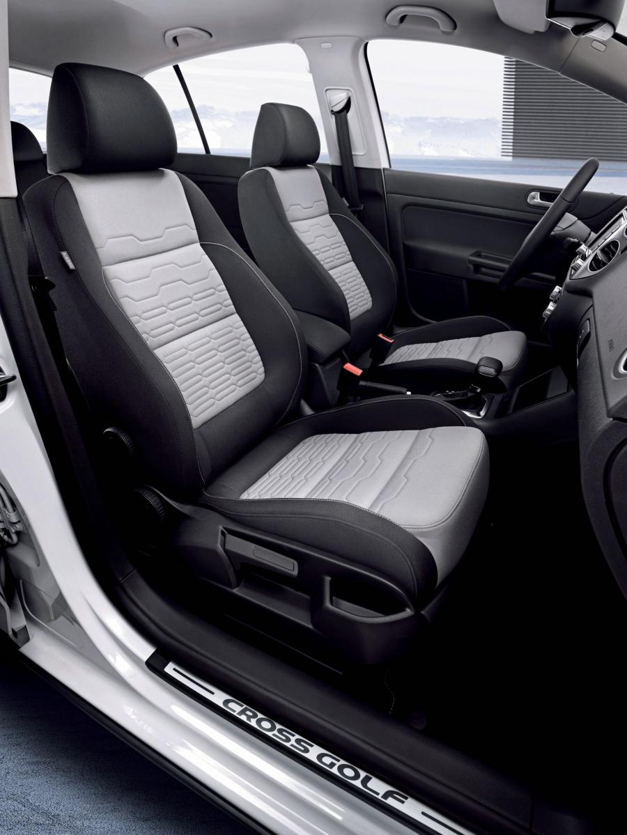 Volkswagen CrossGolf 2010 года  (фото 2 из 9)